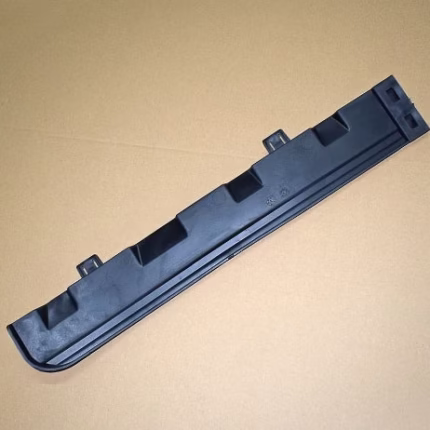 قاب پلاستیکی روی سپر جلو چپ ام وی ام X22 پرو